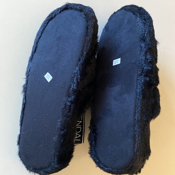 Black open toe slippers size 10 - Picture 4 of 5